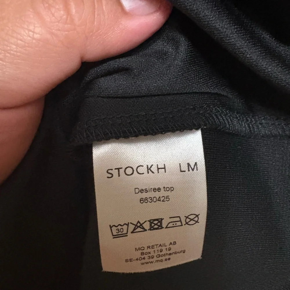 STOCKH LM,Elegant Black and Gold Tank Top,size S,NWT